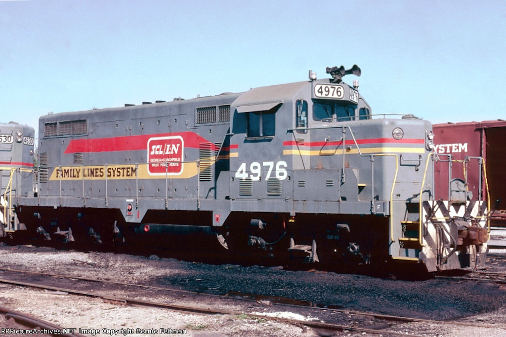 Seaboard System GP16 #4976, in the former diesel shop area,